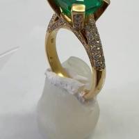 Colombian 2.0 Ct. Emerald & Diamond Gold Ring 