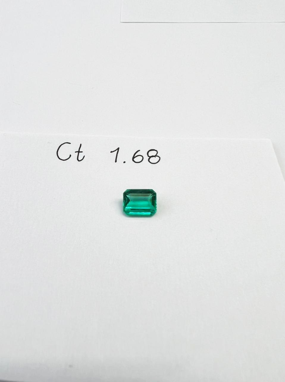 1.68ct Colombian  Emerald ( Exceptional) 