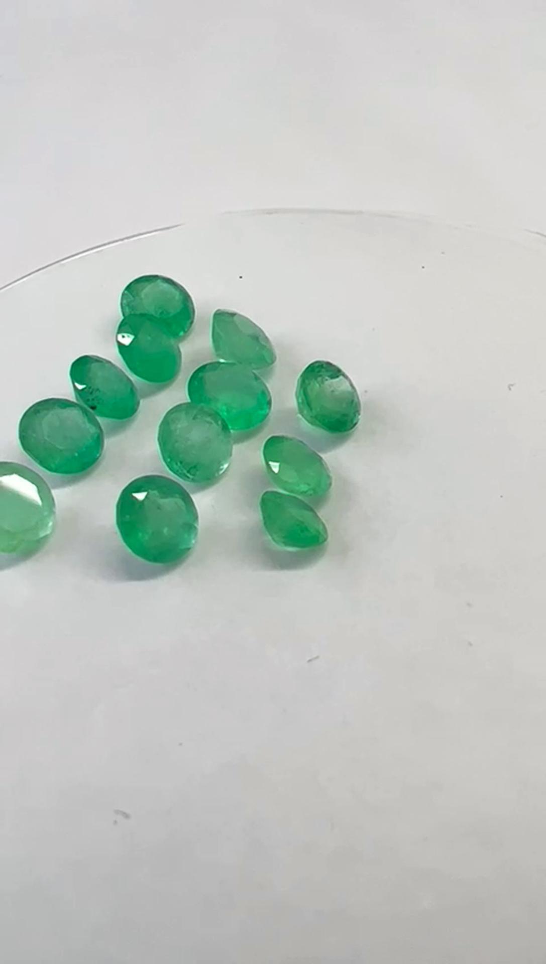 16.10 Ct. Colombian Emerald Lot ( Rounds) 