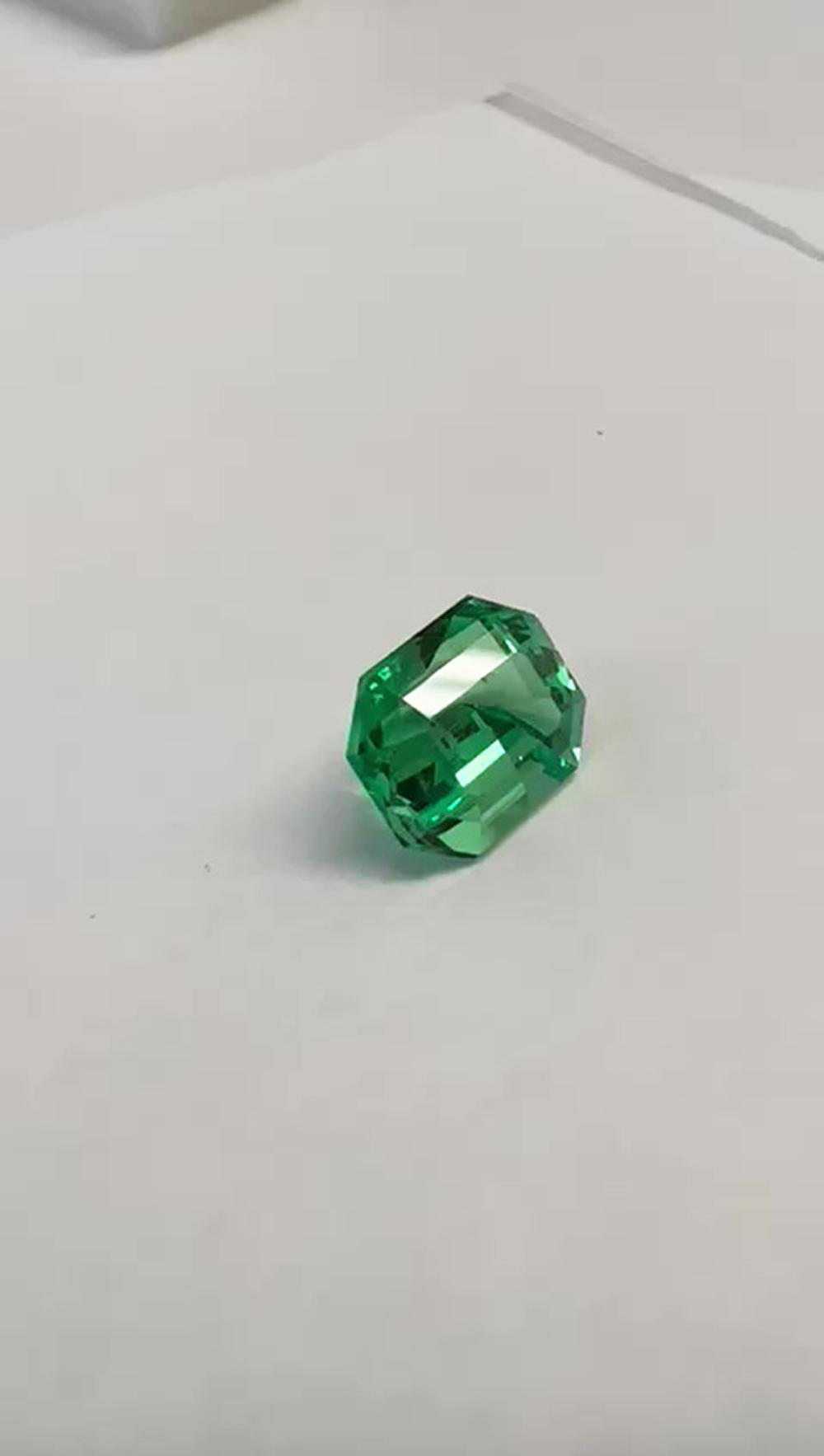 2.15 Ct. Colombian Emerald - Exceptional - Investment Grade 