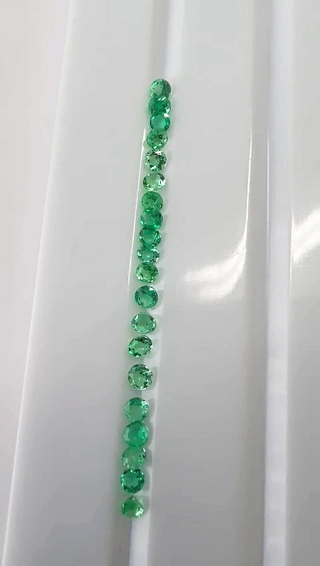 2.5mm Colombian Emerald Lot 