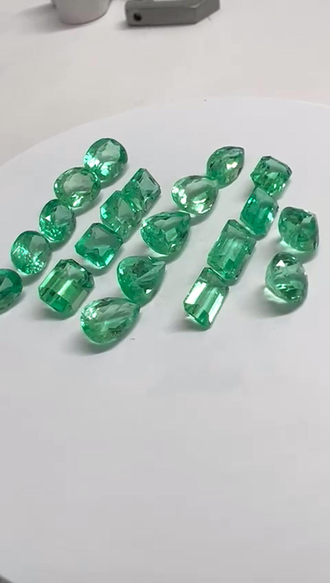 25 Ct. Colombian Emerald Lot 