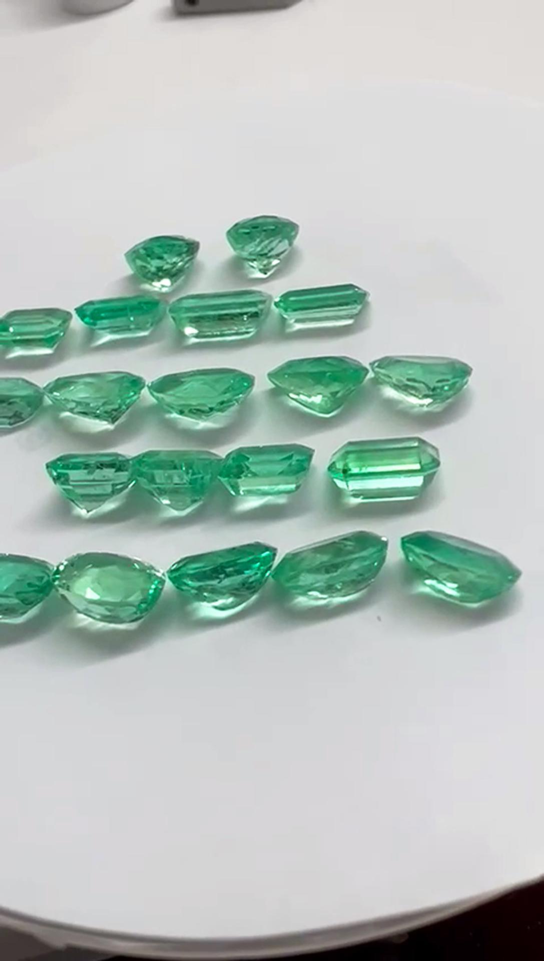 25 Ct. Colombian Emerald Lot 