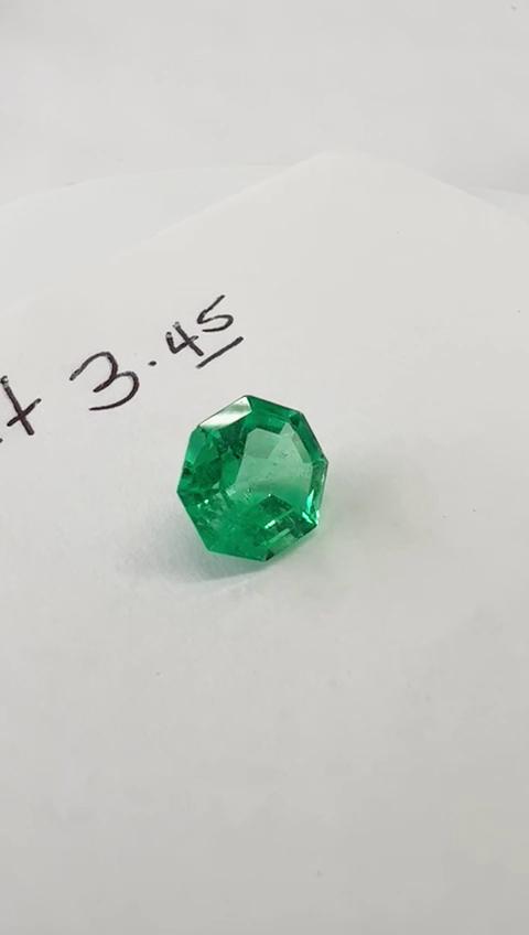 3.45ct  Colombian Emerald (Octagon Cut)