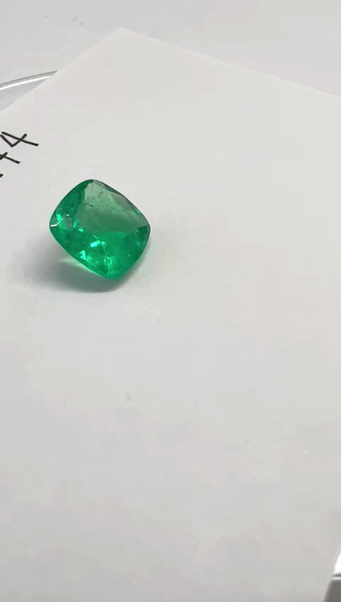 3.74ct Colombian Emerald  ( Exceptional) 