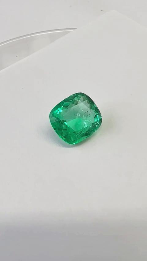 4.33 Ct. Colombian Emerald 