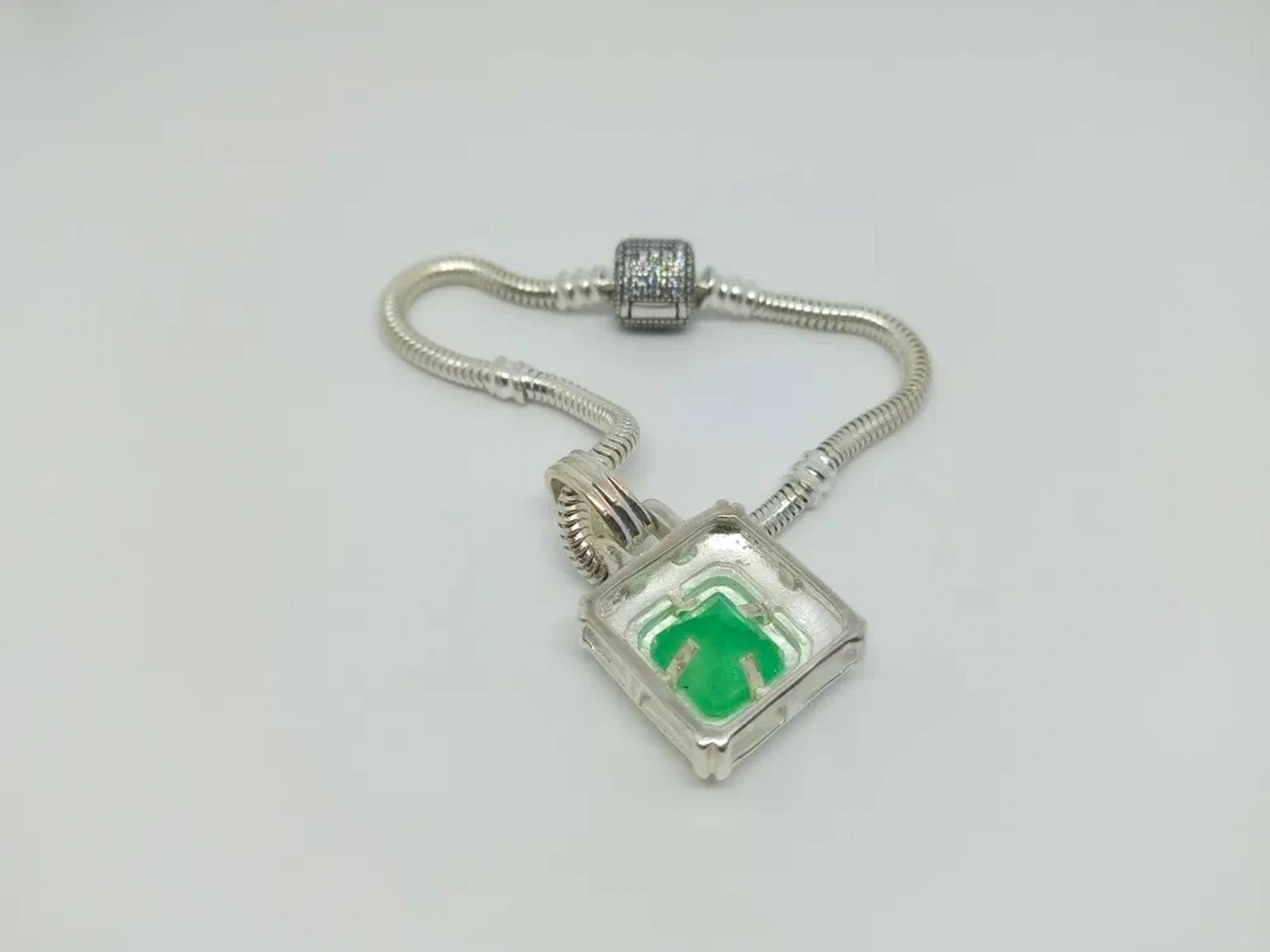 4.90ct Colombian Emerald Bracelet 