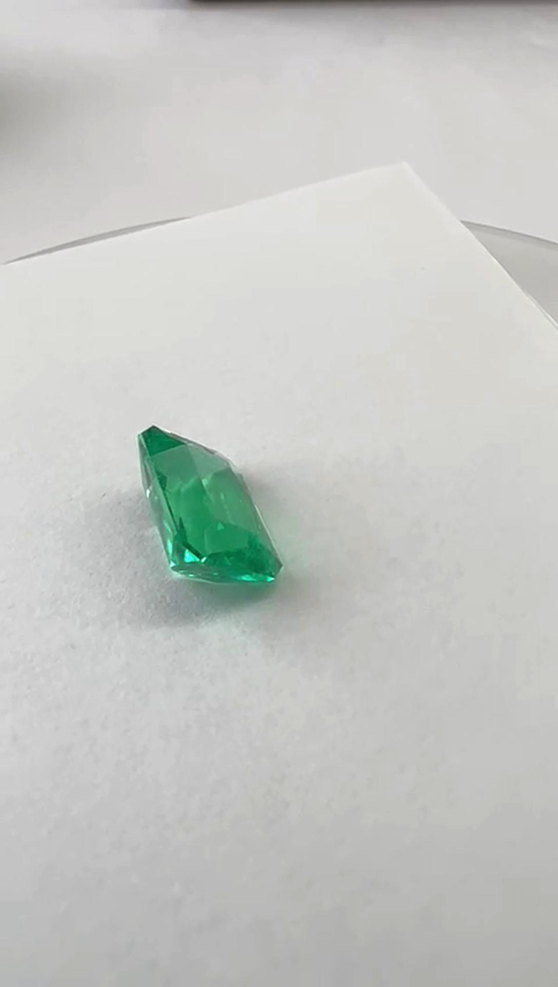 3.80ct Colombian Emerald ( Exceptional) 