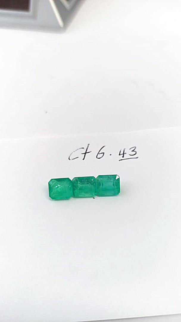 6.43  Colombian Emerald Set 