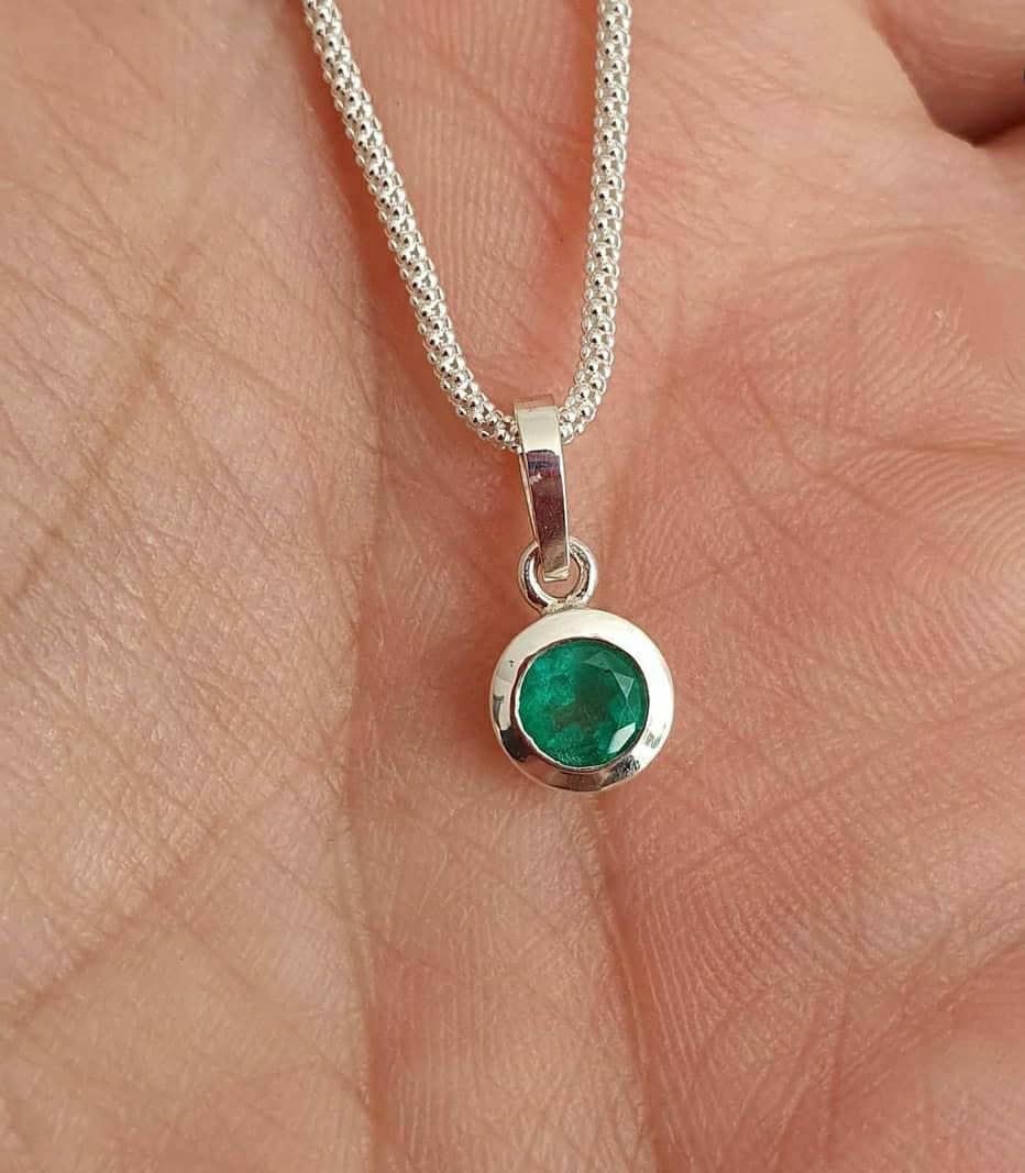 0.60ct Colombian Emerald Pendant 