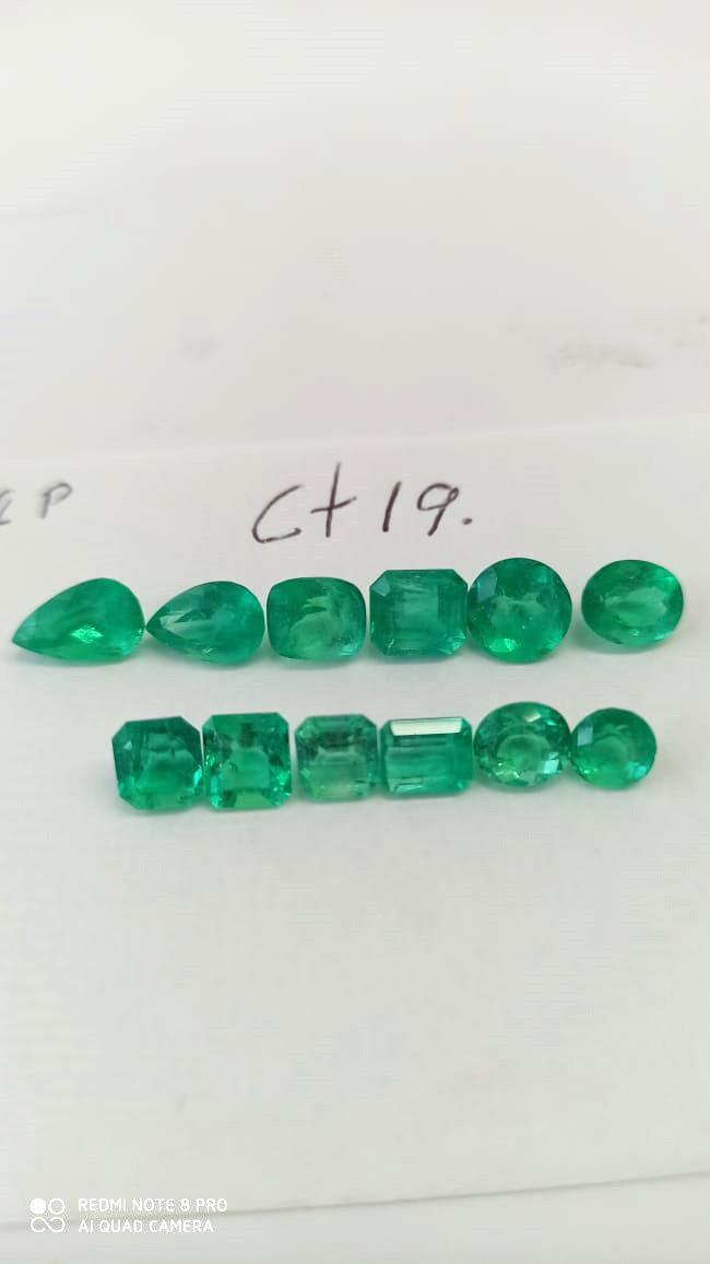 19 Ct. Colombian Emerald Lot