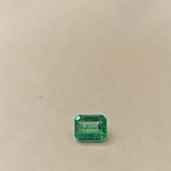 1.92ct Colombian Emerald 