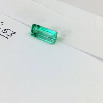 2.53 Ct. Colombian Emerald ( Untreated)