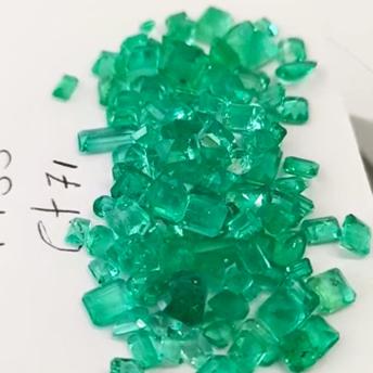 71 Ct.  Colombian Emerald Lot 