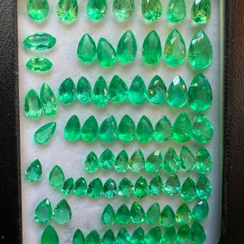 Colombian Emerald Teardrop Sets
