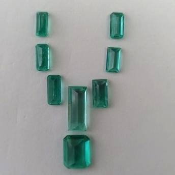 5.65ct Emerald (Necklace) Set 
