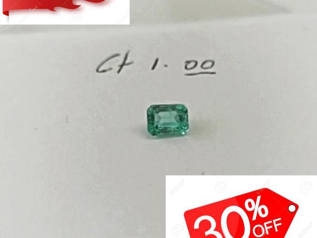 1.0ct Colombian Emerald 