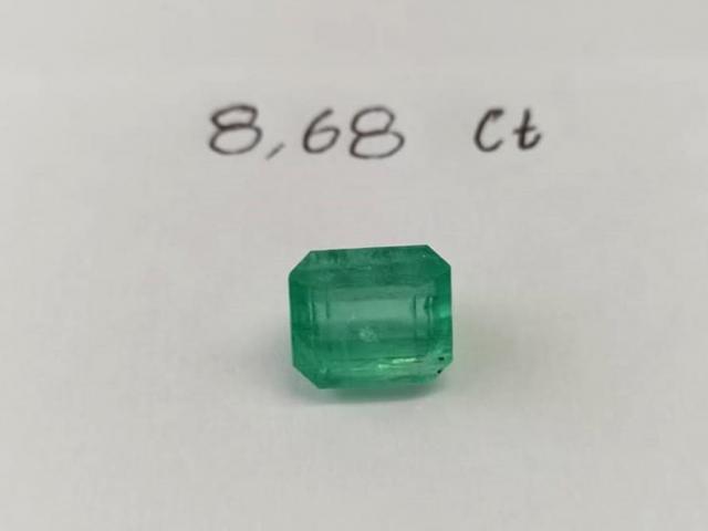 8.68ct Colombian Emerald