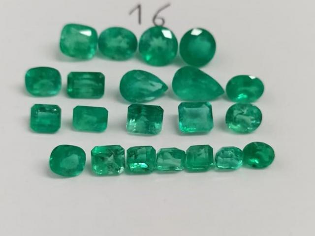 28.82ct Colombian Emerald Lot