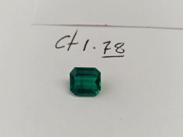 1.78ct Colombian Emerald ( Exceptional) 