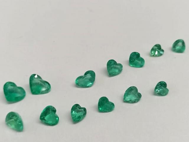 15.0  Ct. Colombian Emerald Hearts Lot 