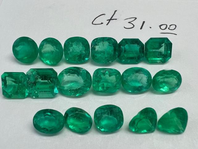 31.0 Ct. Colombian Emerald Lot 