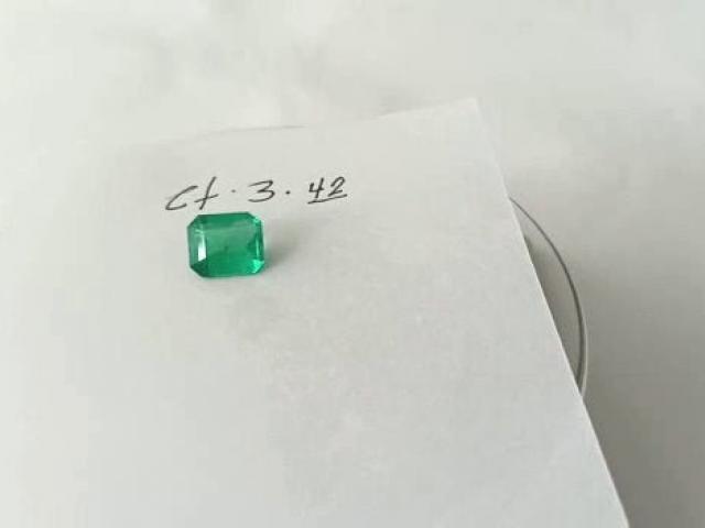 3.42ct Colombian Emerald