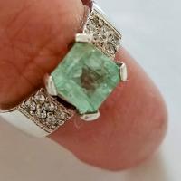 1.08 Ct. Colombian Emerald Ring 