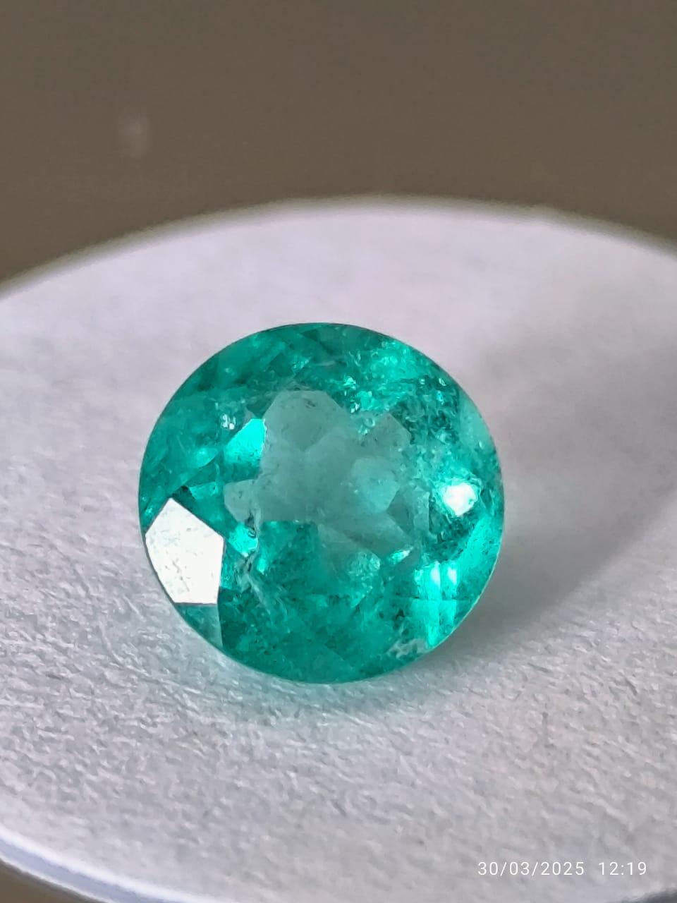 0.73 Ct. Colombian  emerald ( Round) 