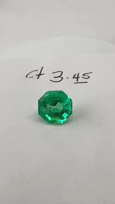 3.45ct  Colombian Emerald (Octagon Cut)