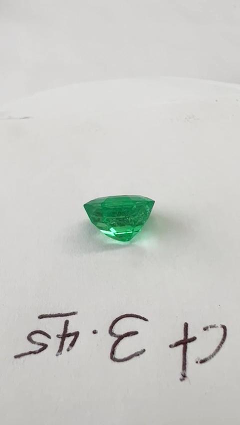 3.45ct  Colombian Emerald (Octagon Cut)