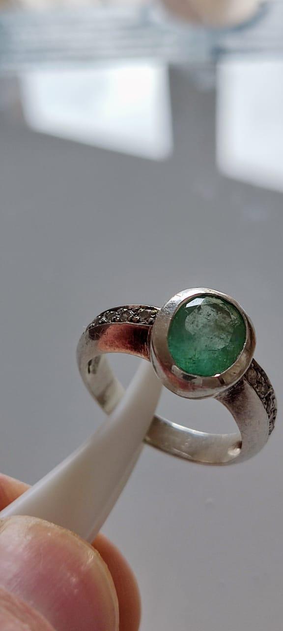 1.01 Ct. Colombian Emerald Ring 